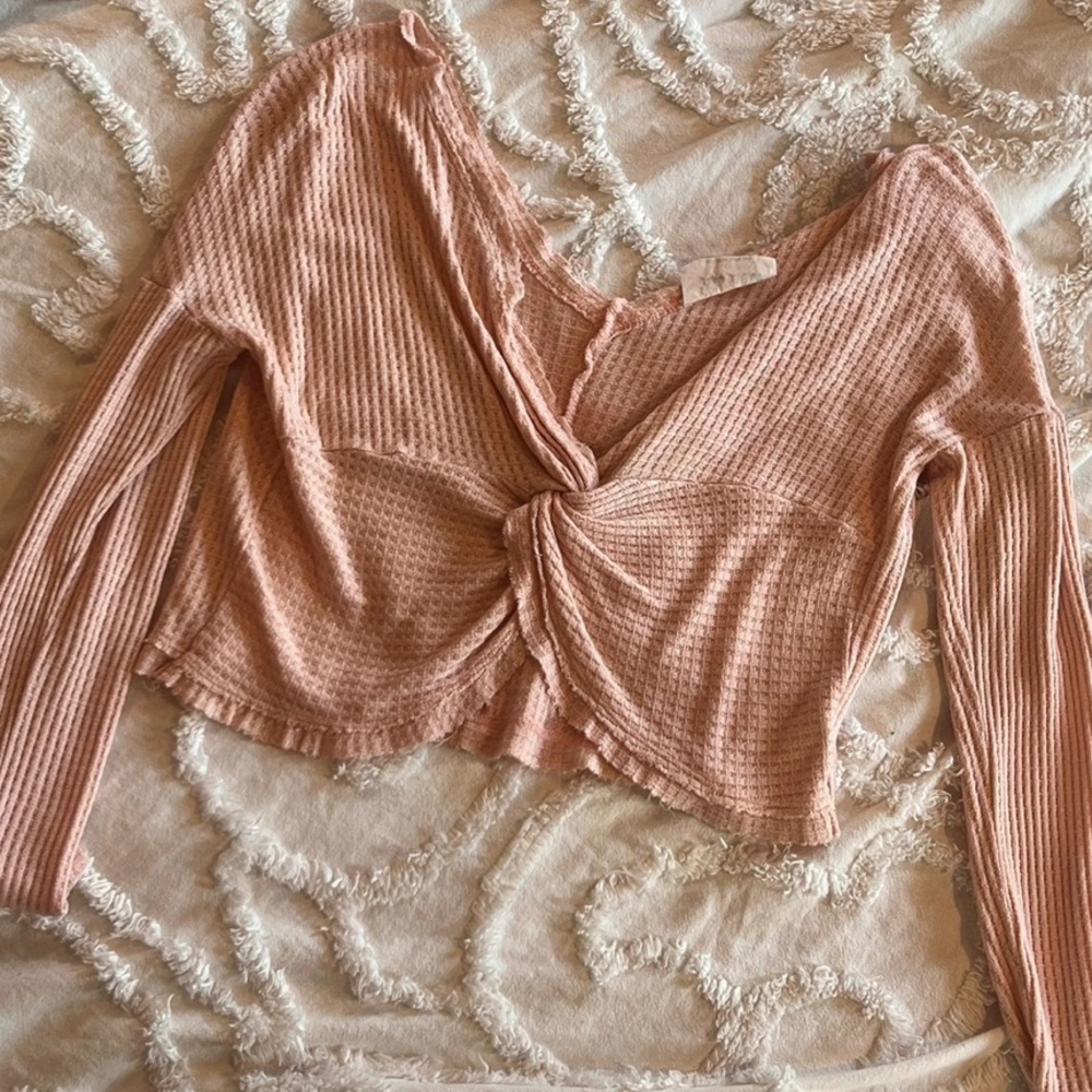 Pink knit crop top